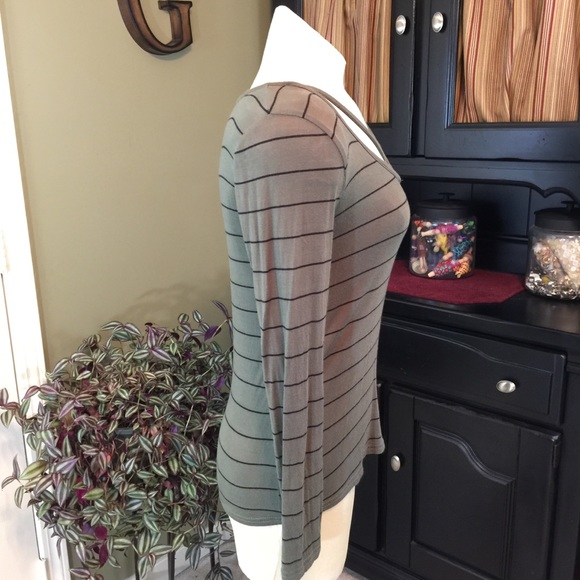 Love Charm Olive with Black Stripe Size M - Picture 3 of 5